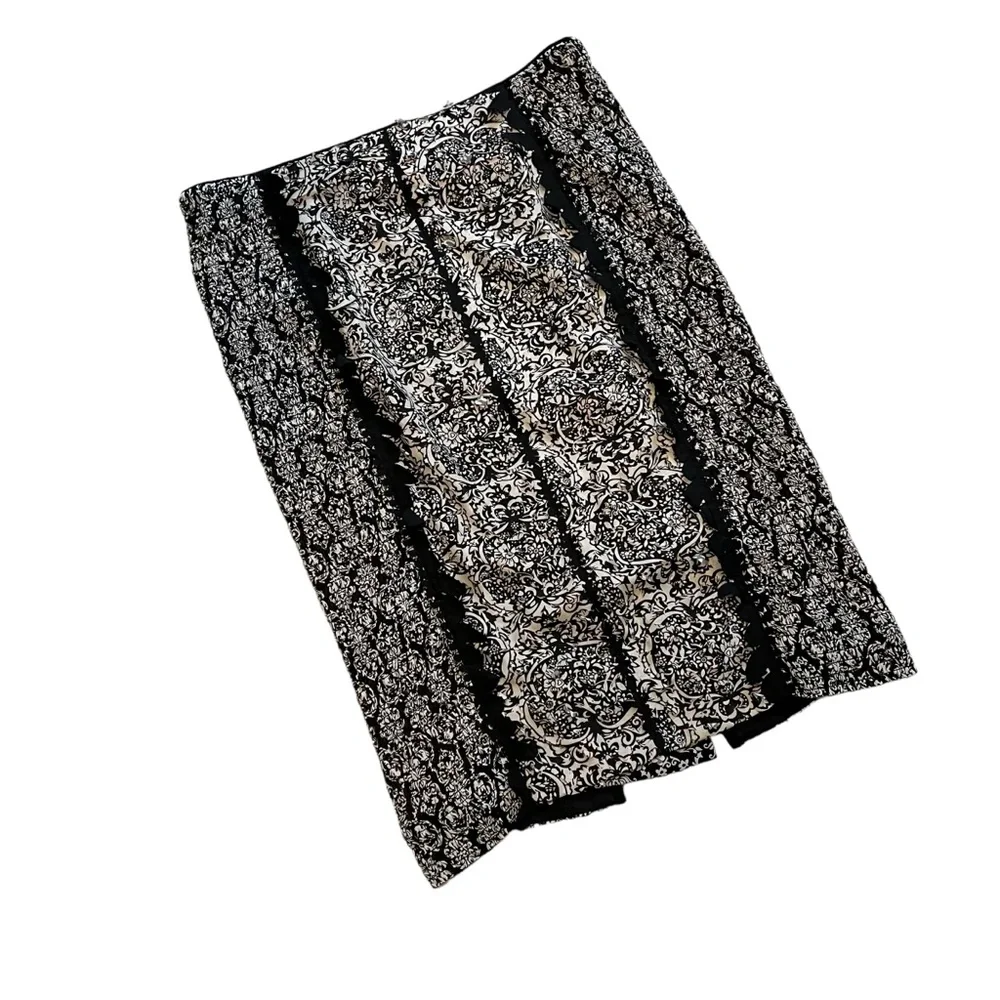 Beguile by Byron Lars Lasercut Pencil Skirt Black Cream Anthropologie, Sz 6 - Picture 9 of 13